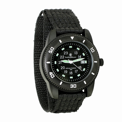  "Commando Watch" Smith & Wesson  !!!